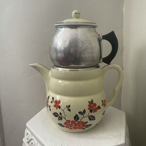 Vintage Halls Superior Quality Kitchenware coffee/tea percolator​​​​​​​​​​​​​